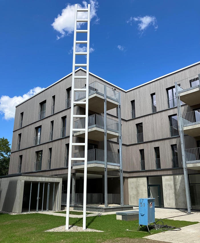 http://www.franziskaagrawal.com/files/gimgs/th-161_Escape_KunstamBau_Muensterblick_Neu-Ulm_Franziska_Agrawal_web2.jpg