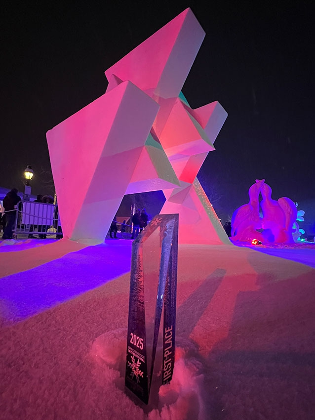 http://www.franziskaagrawal.com/files/gimgs/th-196_2025_Breckenridge_Snowsculpture-Championships_Gold-Medal_Team-Germany_Franziska-Agrawal_web-15.jpg