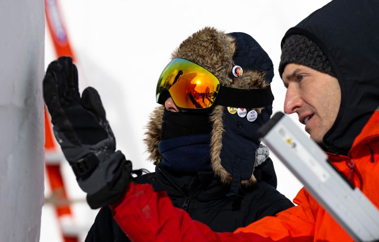 http://www.franziskaagrawal.com/files/gimgs/th-196_2025_Breckenridge_Snowsculpture-Championships_Gold-Medal_Team-Germany_Franziska-Agrawal_web-3.jpg