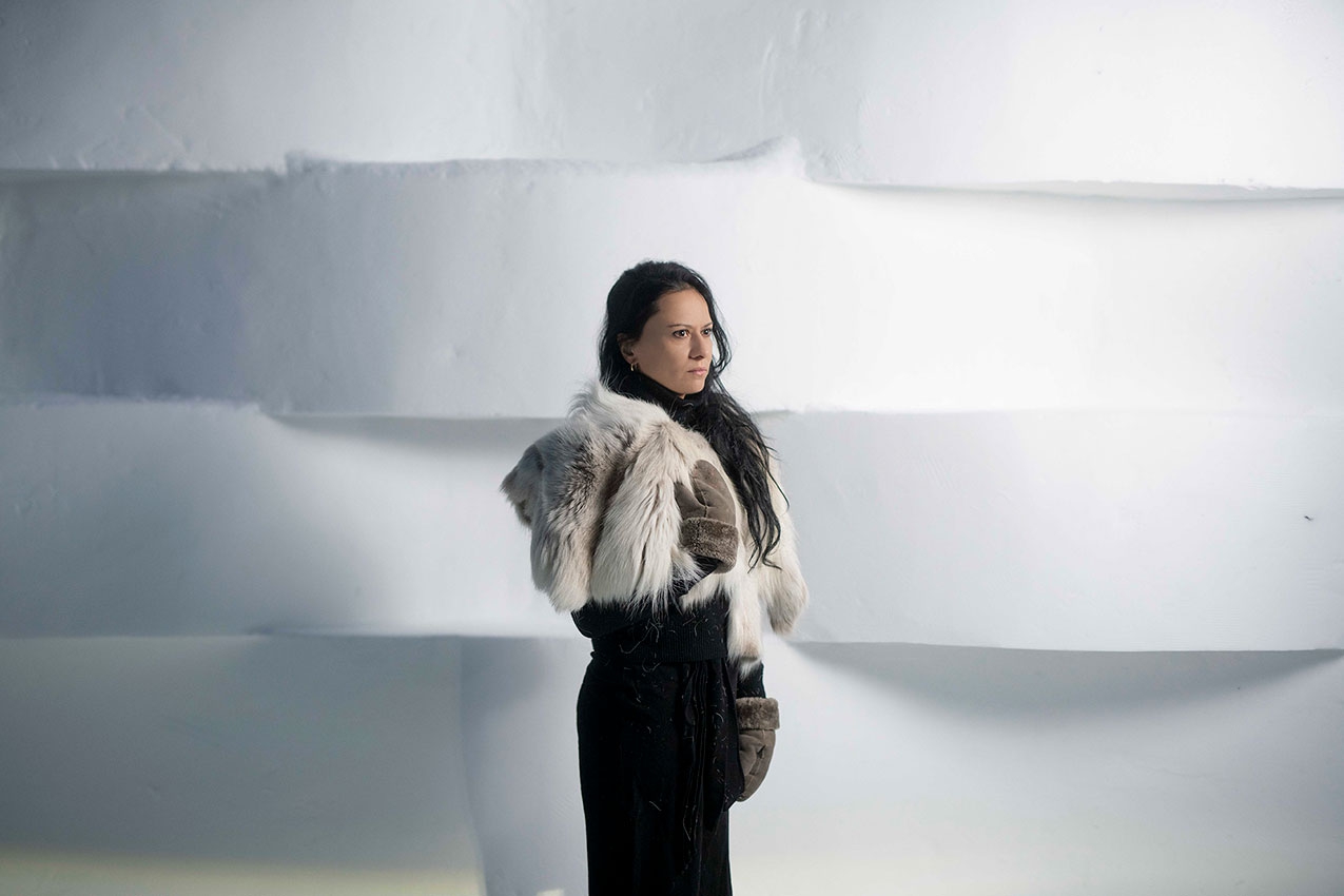 http://www.franziskaagrawal.com/files/gimgs/th-215_web_Outdoor_Art_Project_Entrance-_Wave__Franziska_Agrawal__Germany__ICEHOTEL_36__photo-_Asaf_Kliger-.jpg